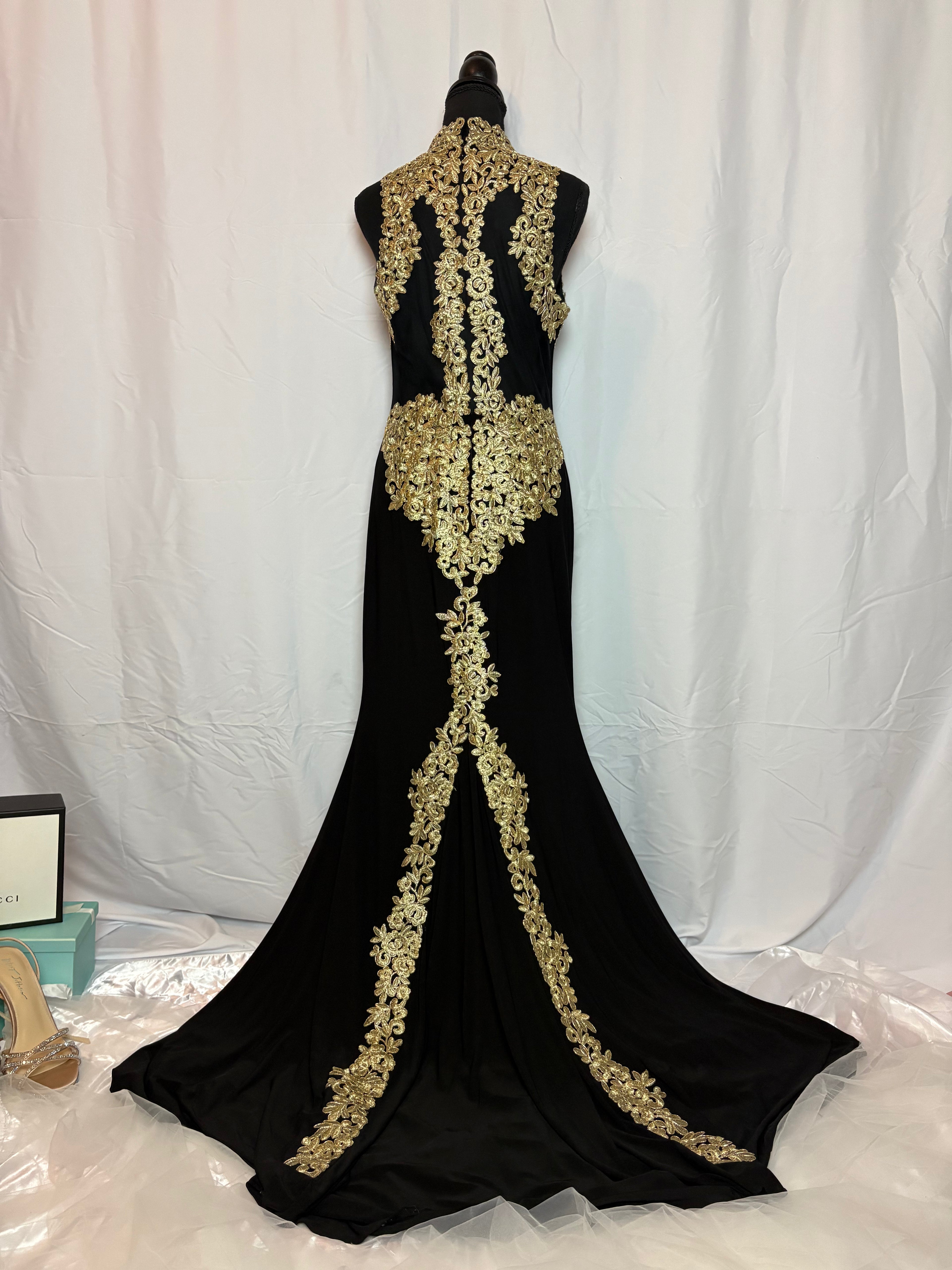 Black & Gold Gown Betsey Adams - Size 10  BE GIRLPWRD
